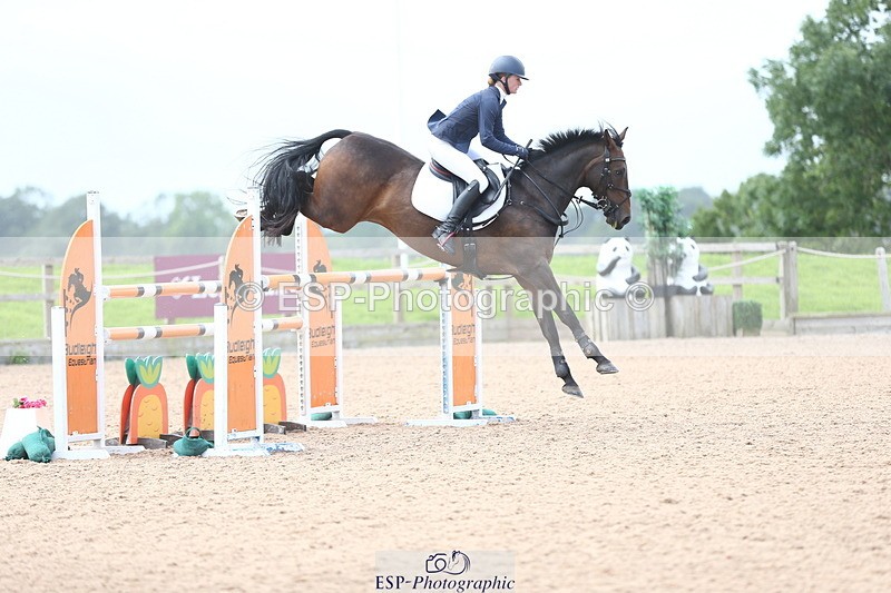 230812A-121201-08782 - Cls 32 Foxhunter