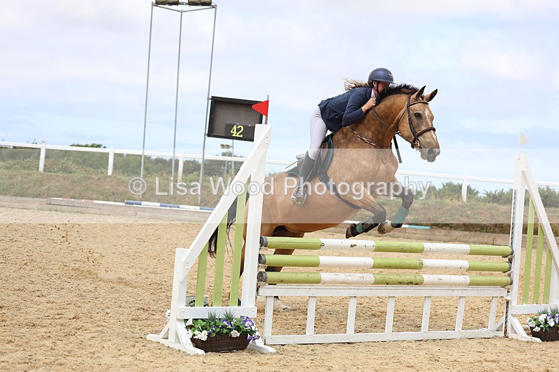 3E7A4898 - Class 4: Senior British Novice/90cm open