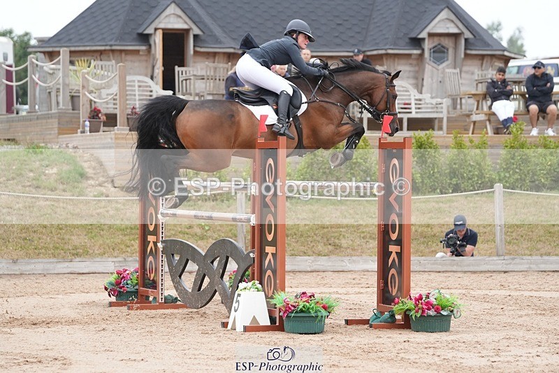 250718-110016-09867 - Cls 2, 3 Star Small Tour Break til End