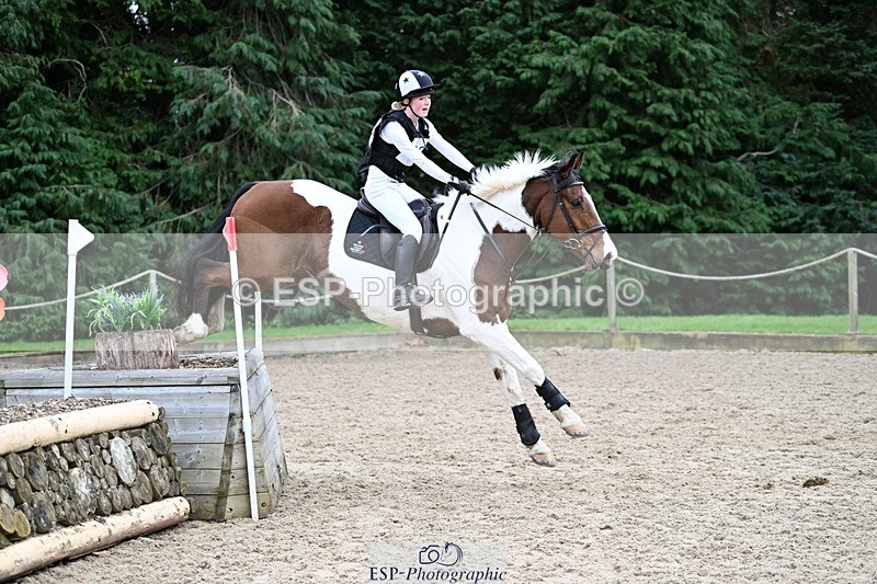 241117-140101-04379 - Cls 3 90-95cm 13.00 to 14.00