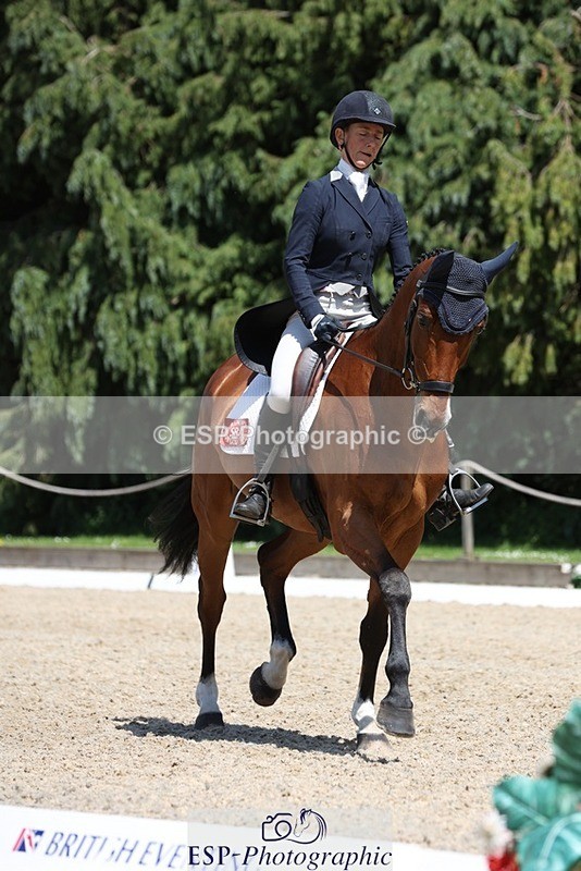 230526-133757-06363 - 367-ITAREUSO-Louisa_Lockwood-WEDTrotUp+DR