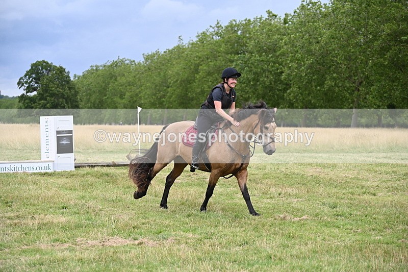 WJ6_3079 - Time at Jump 11:06 to 11:40