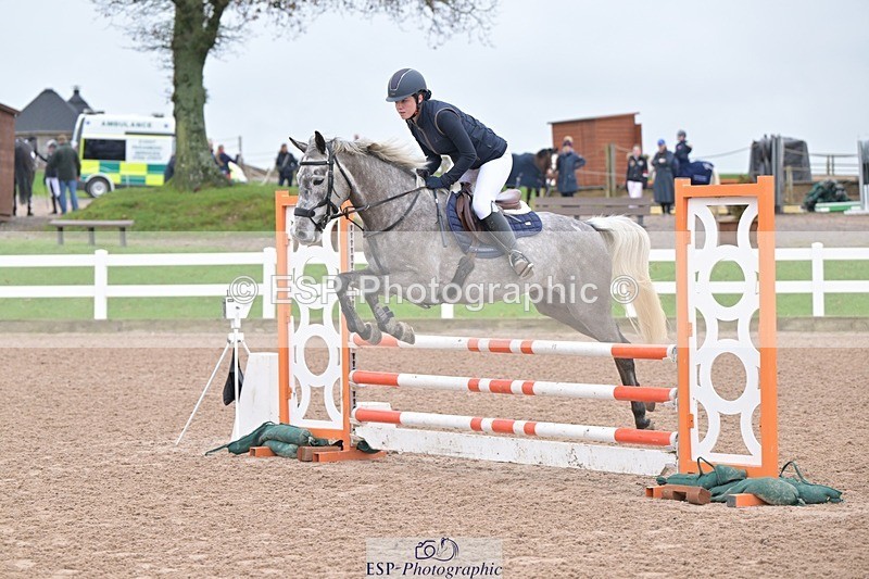 251116-113331-01241 - Cls 5 Pony Discovery and 90cm Open