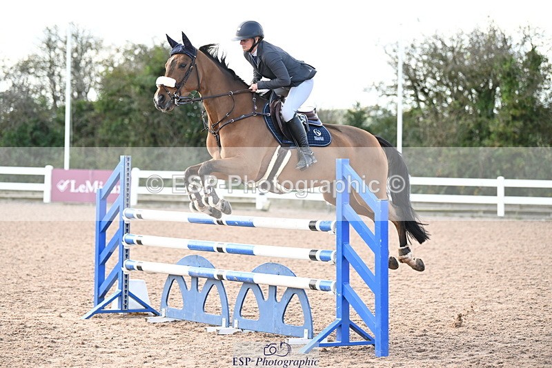 241023A-143445-01074 - Cls 4 Newcomers and 1.10m Open