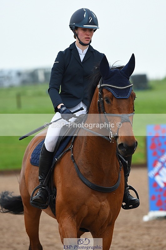 230505A-101416-02859 - Cls 20 Snr Foxhunter