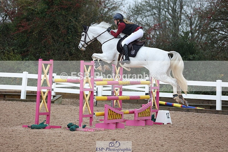 231112A-134417-04642 - Cls 20 Newcomers & 1.10m Open