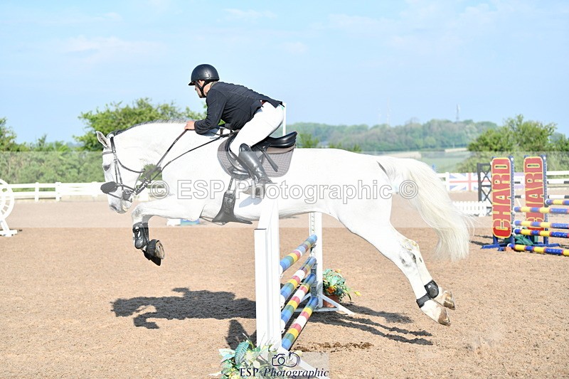 240512A-081505-16801 - Cls 39 British Novice and 90cm Open