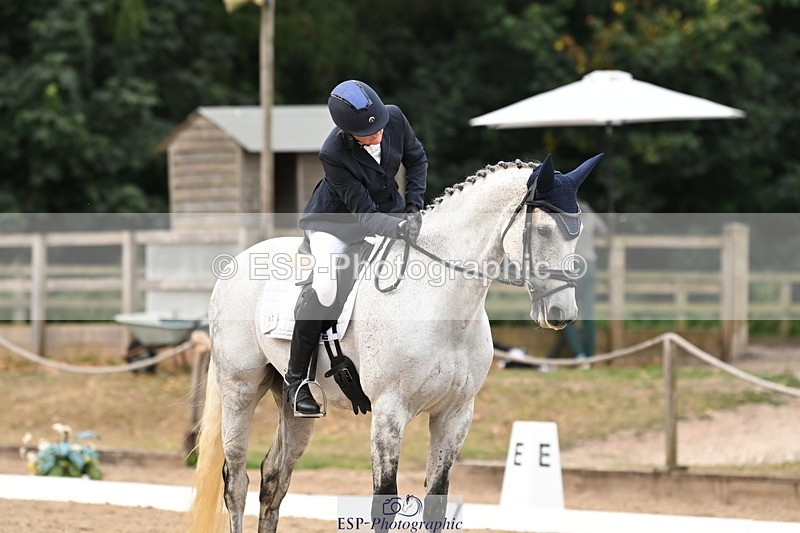 250808A-101536-00079 - 017-Frances.Goodhind-Dysart.Elite