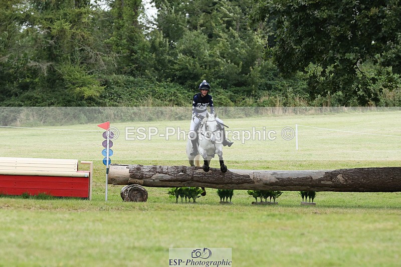 240825X-164243-37795 - 80cm XC 16.30 to 17.30