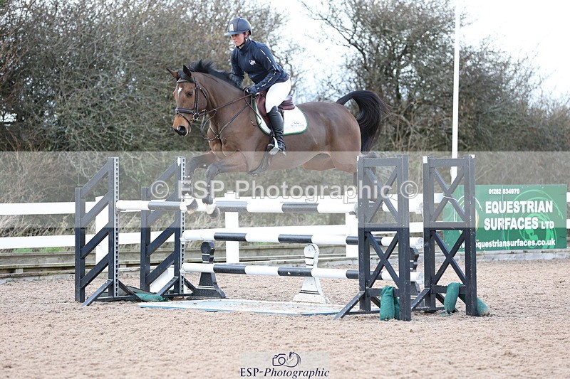 240223A-124653-01225 - Cls 5 Newcomers and 1.10m Open