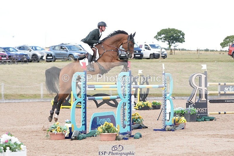 250720-164430-21285 - Cls 4, 3 Star Small Tour