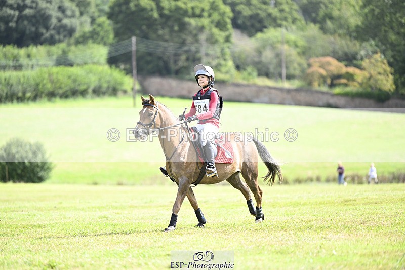 240825X-111028-32447 - 70cm XC 11.00 to 12.00