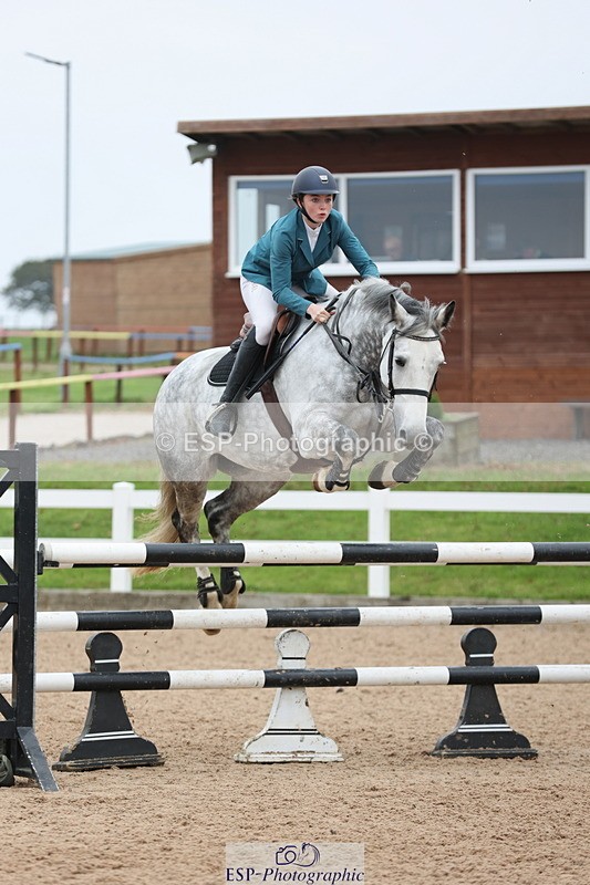 241101A-120749-01634 - FRI Cls 5 Newcomers and 1.10m Open