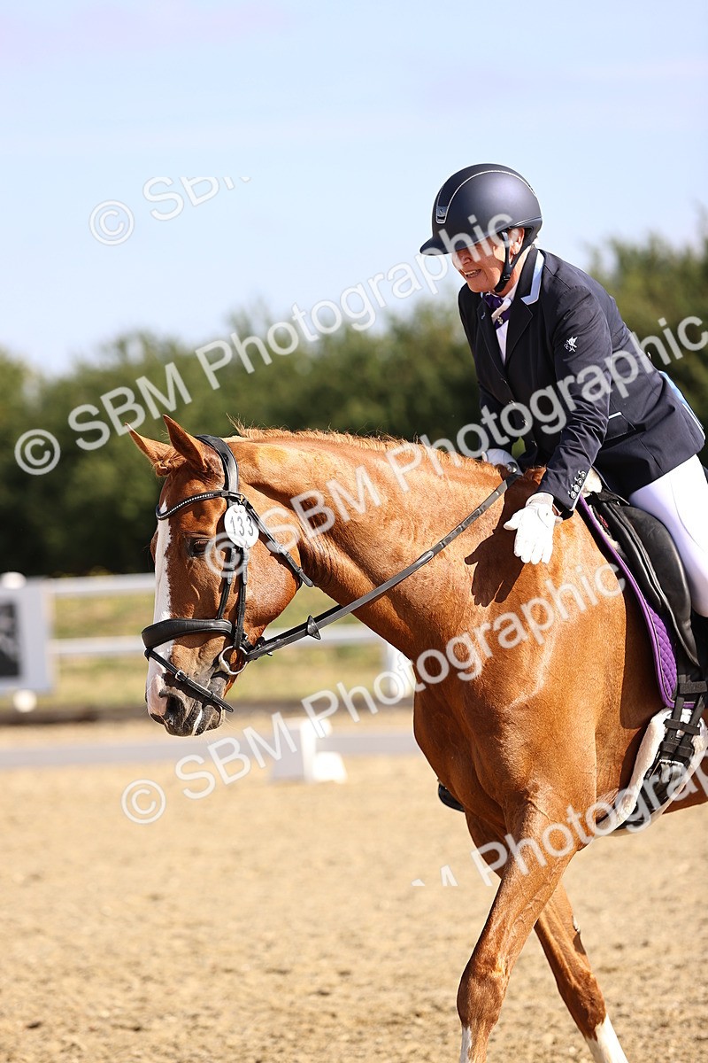 SBM_008611 - Novice 5 - 08.30-9.33
