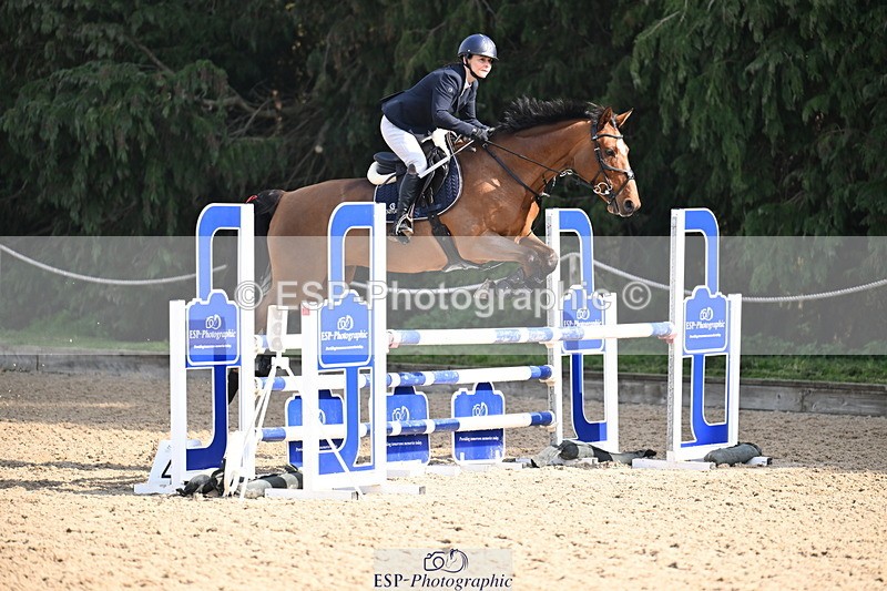 260321A-104537-00352 - 2 Discovery 1m Open