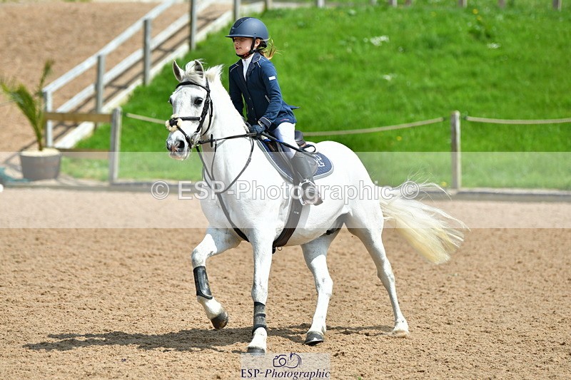 230513A-131643-01042 - Cls 34+35 Club 60cm