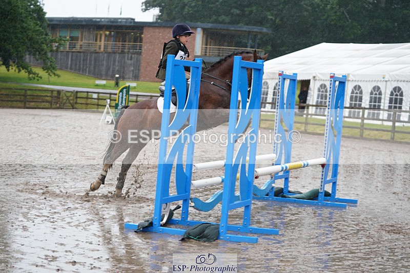 240824X-083526-20300 - 70cm Round 1 8.30 to 9.30