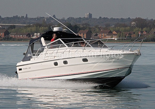 110408 AURORA PRINCESS RIVIERA 286 IMG_0588 - Motorboats - Open