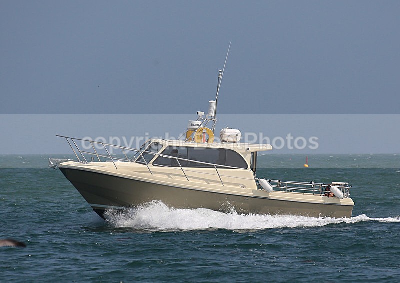 130721 E V GRACE WT7A0684 - Motorboats - Hardtop