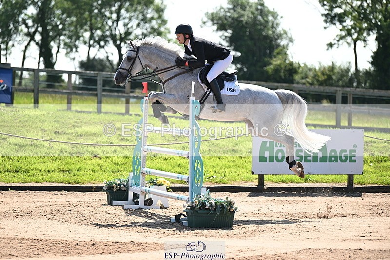 240718A-102717-04515 - Cls 1, 3 Star Small Tour 1.35m