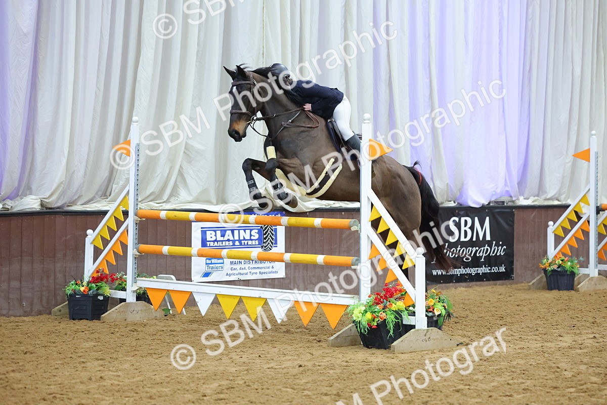 SBM_010633 - Class 23 - Senior Newcomers/ 1.10m Open - First Round (1.10m)
