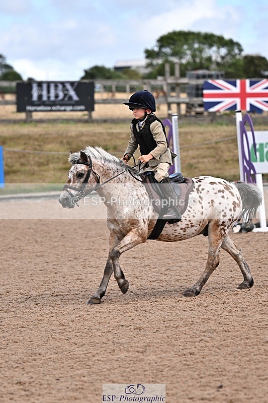 260804-155530-00184 - Clear Round