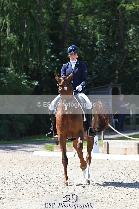 230811-115527-01117 - Cls 4 Adv Medium Silver