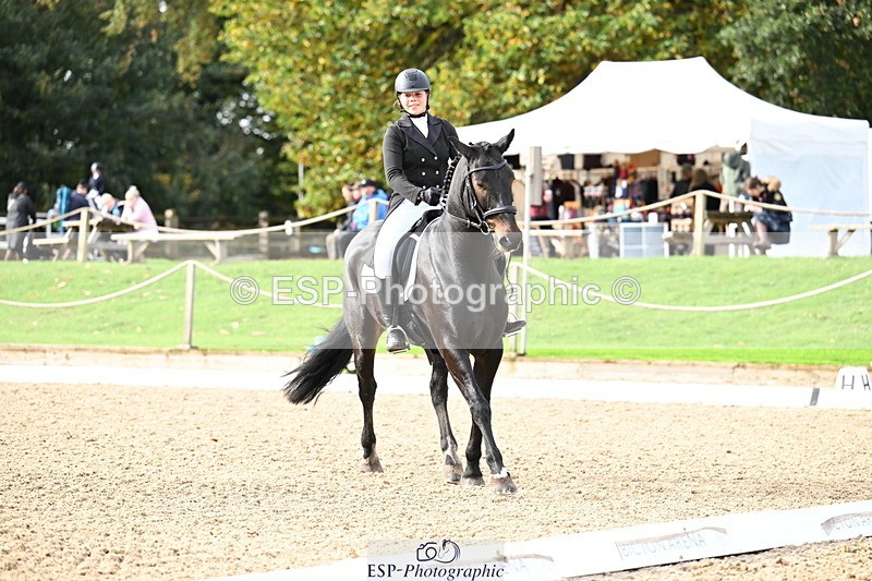 251023A-111705-01681 - B-136-Sophie.Jackson