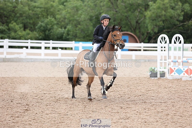 240630A-175216-16190 - Cls 28 Stepping Stones 128cm + 138cm