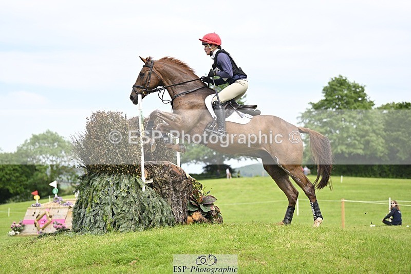 240525-151808-16739 - 216-I'M_A_WONDER-Rosie_Bradley-Hole