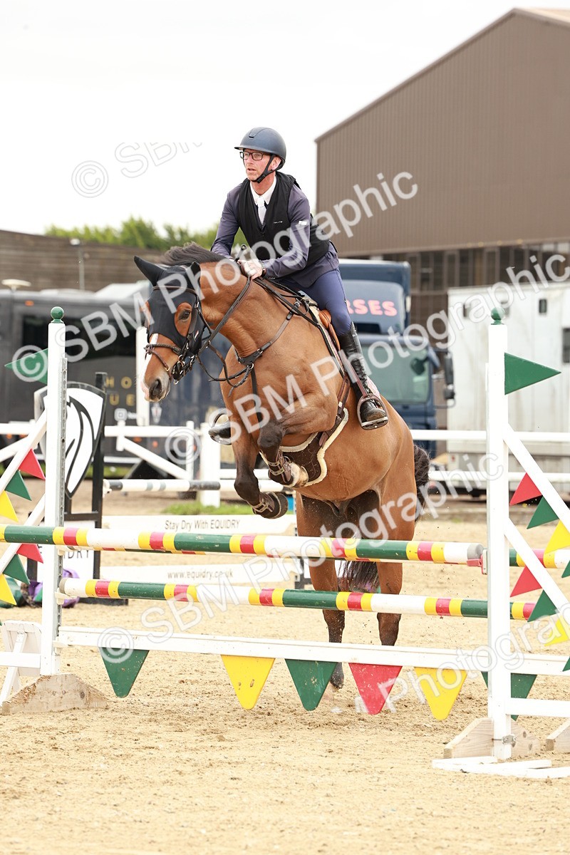 1I0A7408 - Class 3 - Senior Discovery - 1.00m