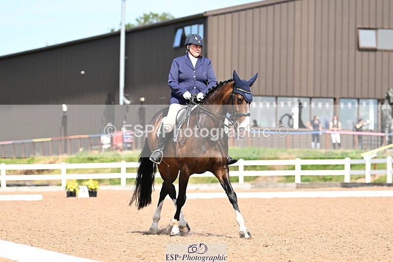 240816A-133357-05102 - 199-Nicola.Seal-Rebel.Heart