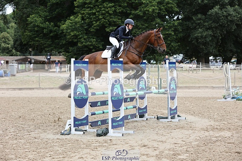 250803A-111006-10693 - L-526-Lucy.Woolams-ZATESS.CLASSIC