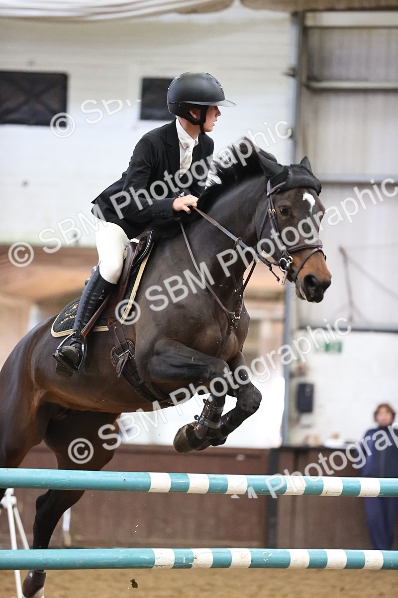 SBM_003699 - Class 12 - Senior Foxhunter 1.20m