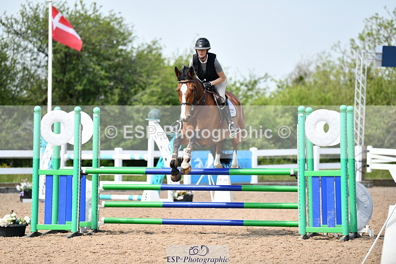 240512A-132002-18624 - Cls 41 Discovery and 1m Open