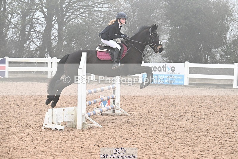 260308-142721-03224 - Cls 15 British Novice and 80cm