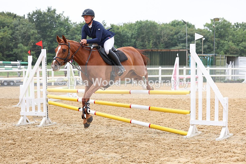 3E7A5653 - Class 4: Senior British Novice/90cm open