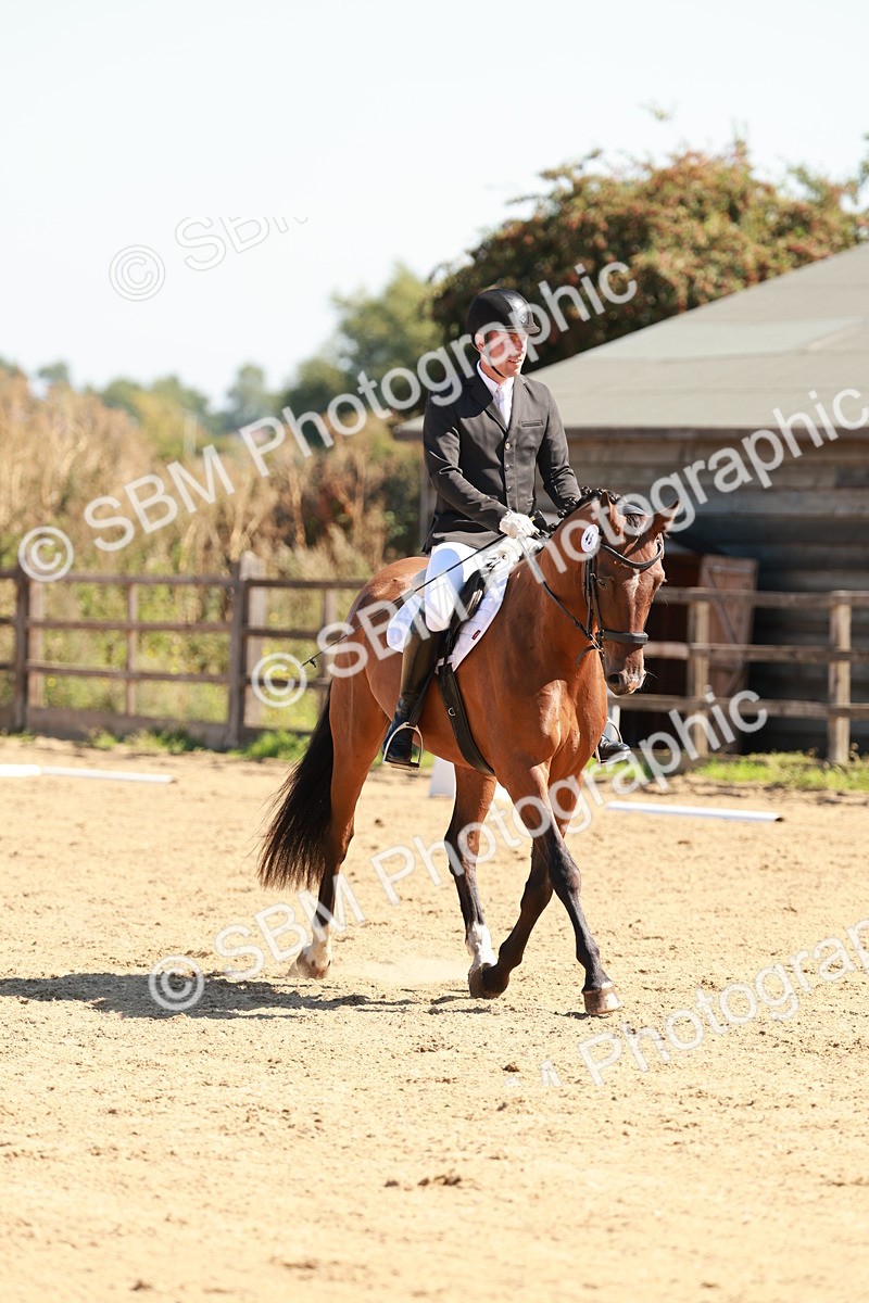 SBM_011044 - Class 6 - Novice 1