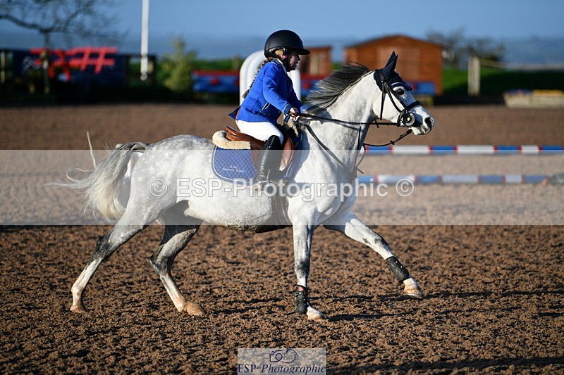 241026A-085725-00338 - SAT Cls 19 Clear Round 50cm