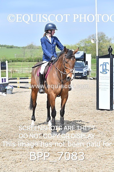 BPP_7083 - CLASS 5 FRI Veterans Show Jumping