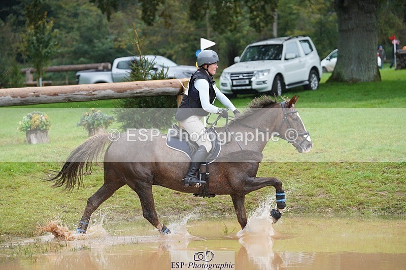 231021-104026-13854 - 639-TRAQ.TIME-Madeleine.Ellis-SC+XC