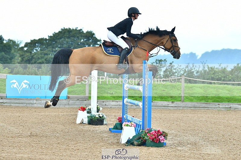 230723A-093751-10603 - Cls 4, 2 Star Small 1.30m