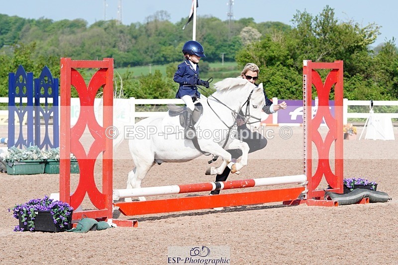 250503-092326-00077 - Cls 16 Clear Round 40cm and 50cm