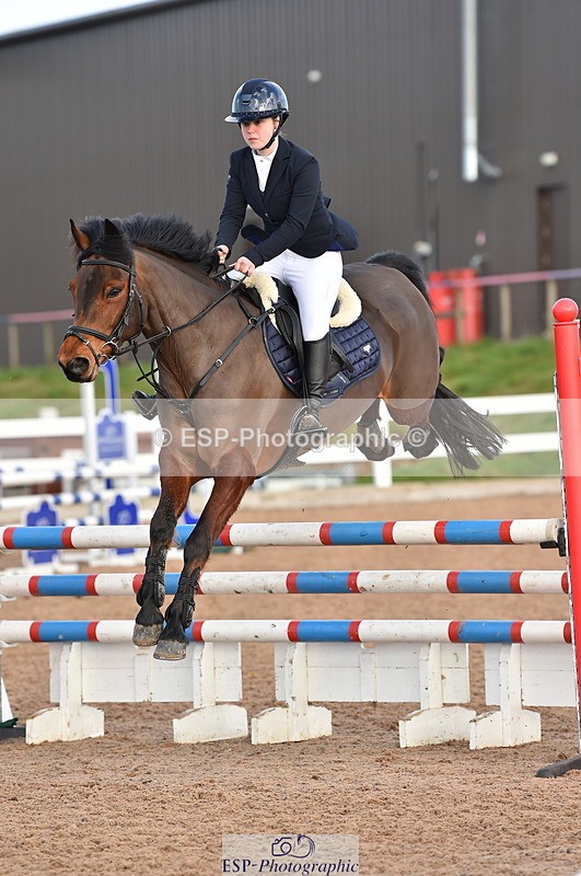 240210A-115912-01069 - Cls 8 Pony Newcomers & 1m Open