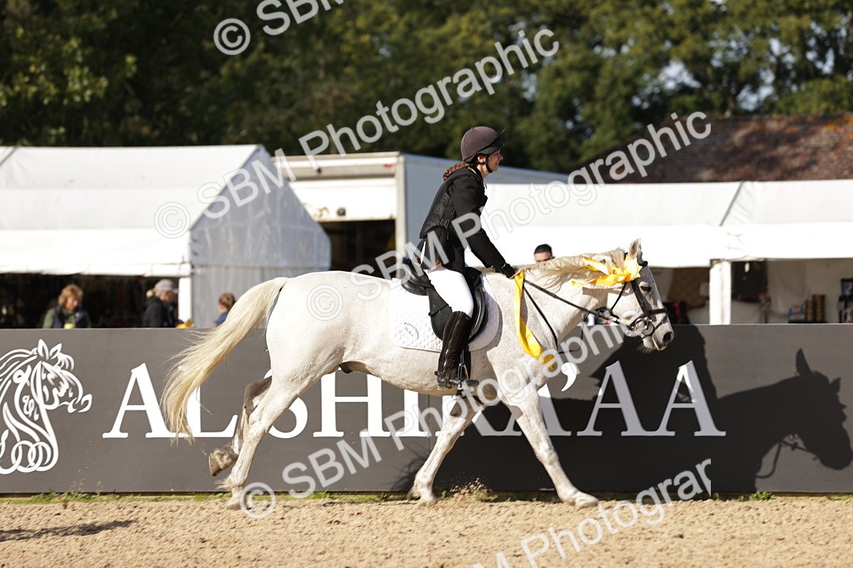 SBM_15066_J32 - Senior 70cm Championship - Michaela Camphell