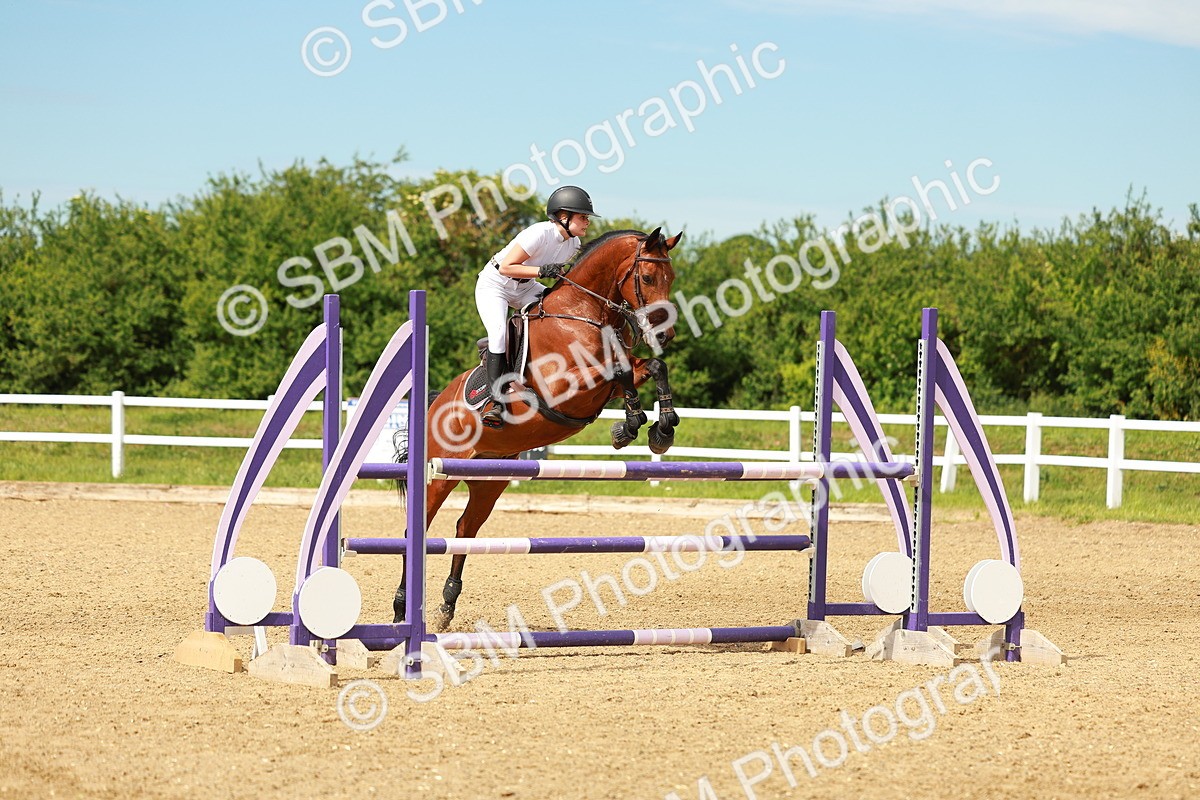 SBM_002340 - Class 4 - Senior Newcomers - 1.10m