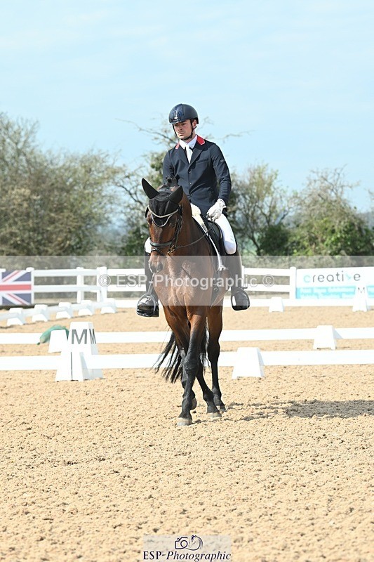 250403-104211-01554 - 048-Angus.Corrie-Deane-Maigret.VD.Watermolen