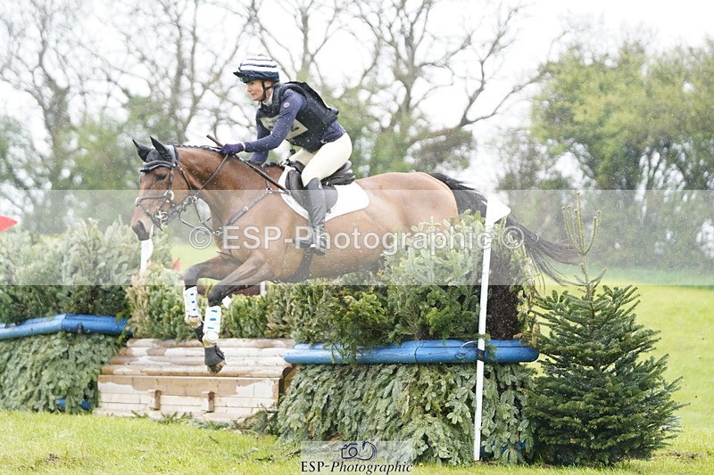 250418-135906-05154 - 212-Lucy.Lloyd-WATERNISH.BRIDLE.LANE