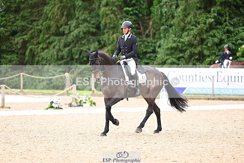 240524-093841-07934 - 507-DASSETT_ROCK_STAR-Tom_D_Crisp