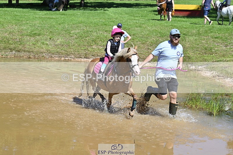 240728B-111441-01245 - Gemma's Group XC